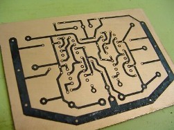 Fabricarea PCB folosind un computer