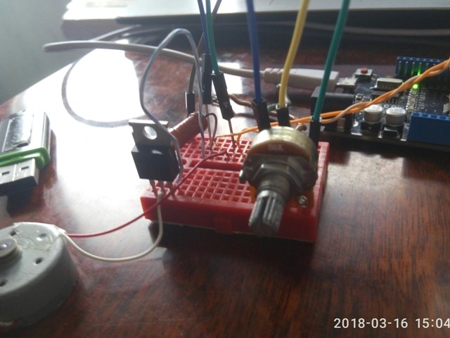 Motor cu curent continuu și arduino