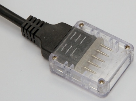 Conector adaptor de alimentare cu 5 nuclee