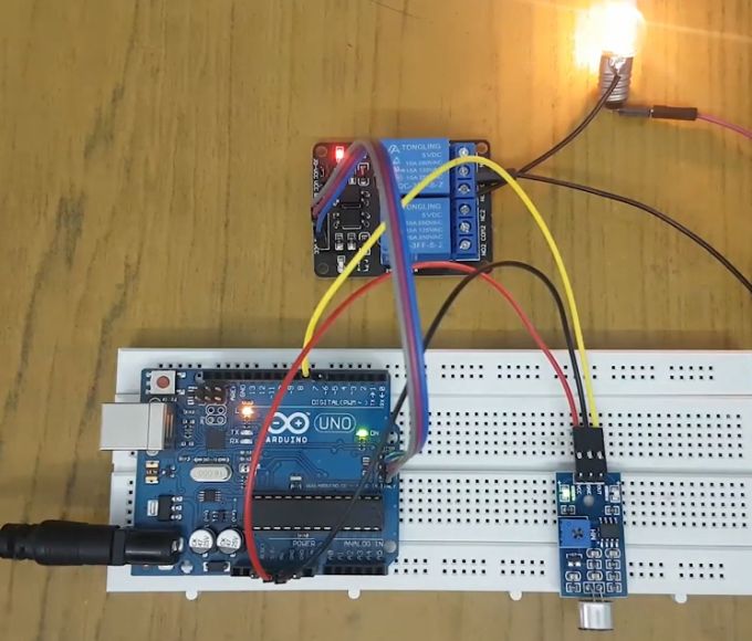 Controlul luminii cu senzor arduino și sunet